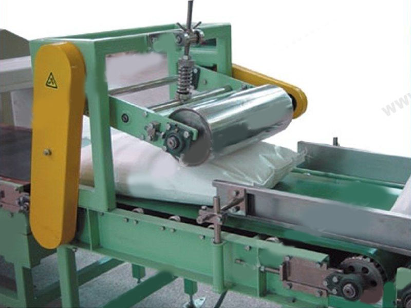 碼垛輸送設(shè)備